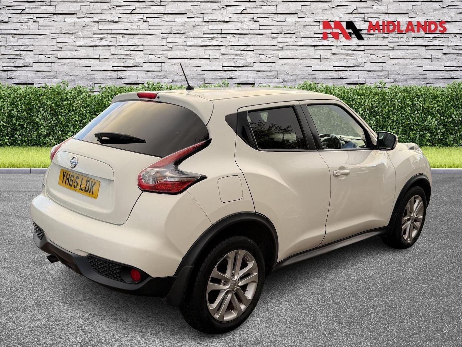 Used Nissan Juke 2015 for sale - 77140691: Photo 4