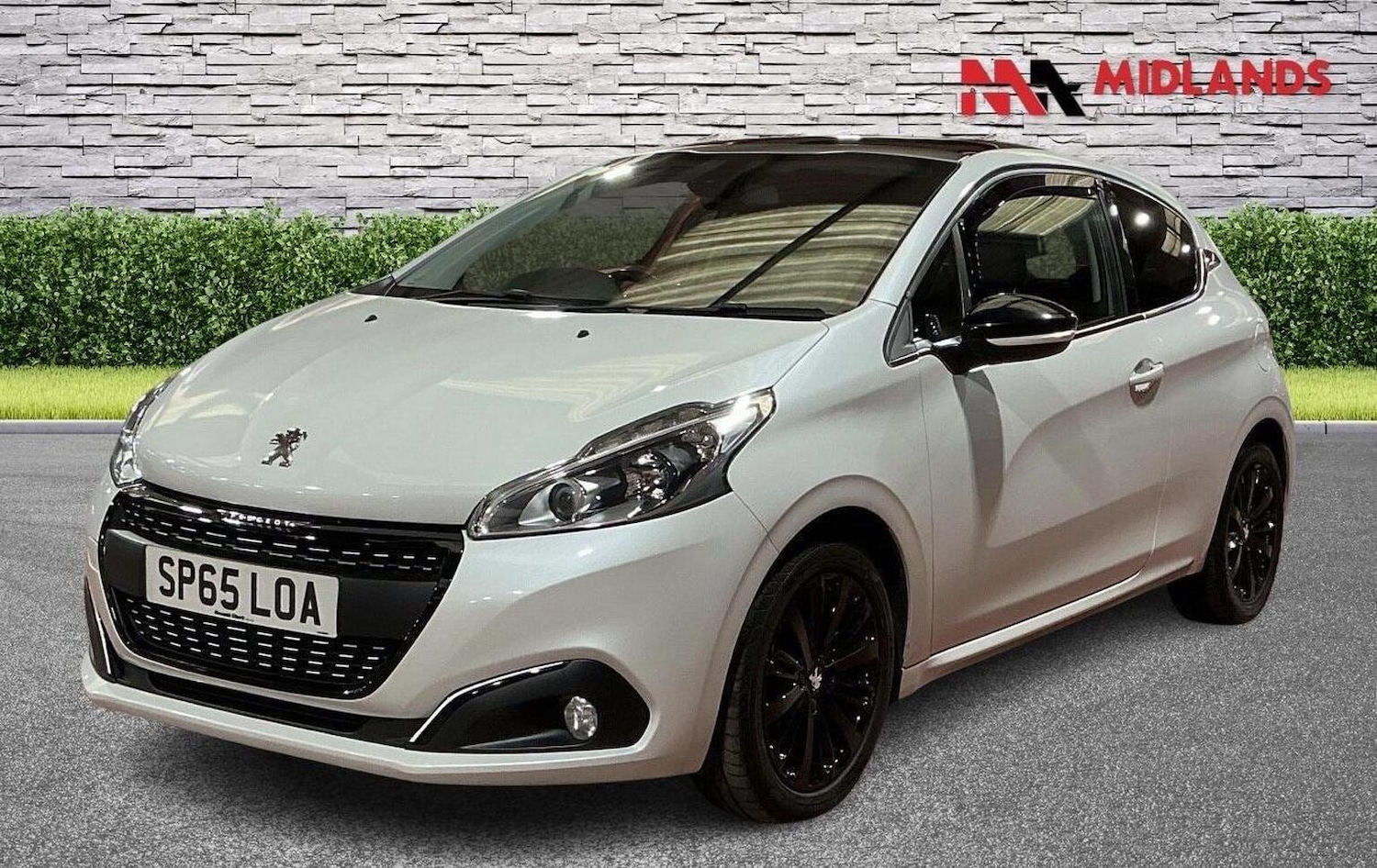 Used Peugeot 208 2015 for sale - 77643758: Photo 3