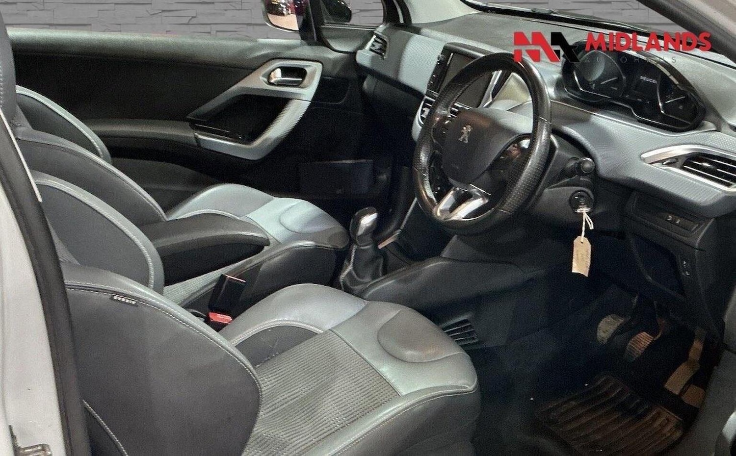 Used Peugeot 208 2015 for sale - 77643758: Photo 8