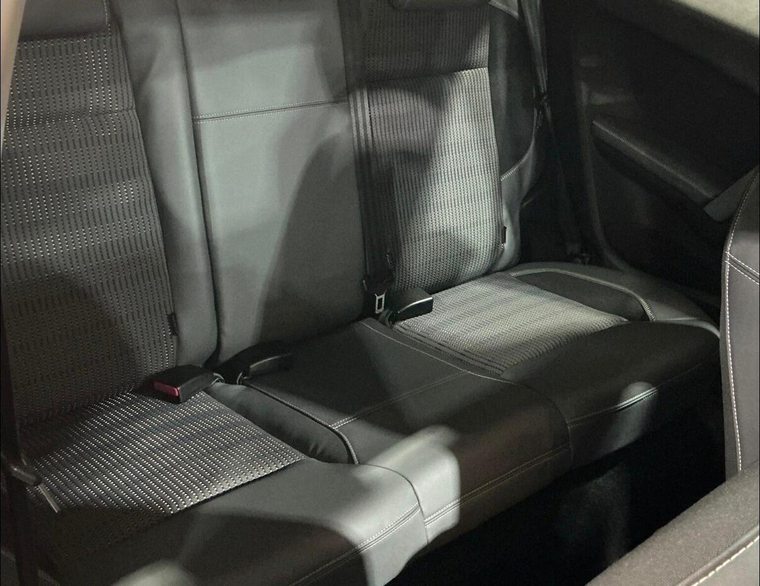 Used Peugeot 208 2015 for sale - 77643758: Photo 9