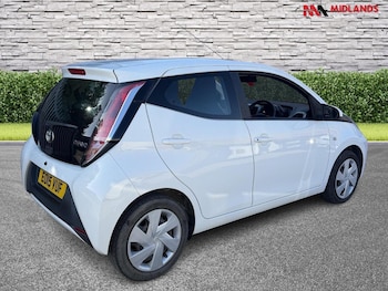 Used Toyota AYGO 2015 for sale - 78359975: Photo