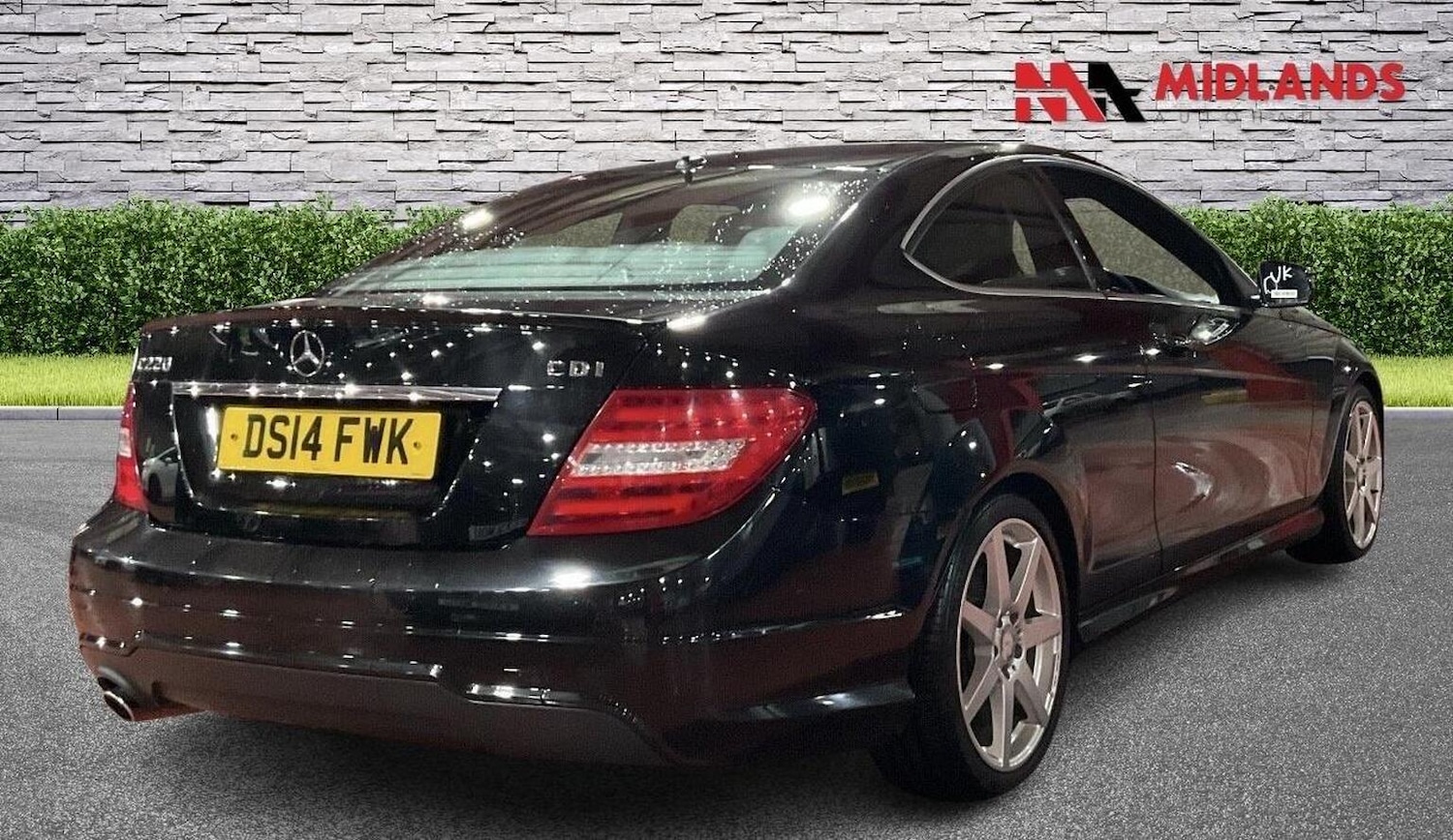 Used Mercedes-Benz C Class 2014 for sale - 77453053: Photo 4