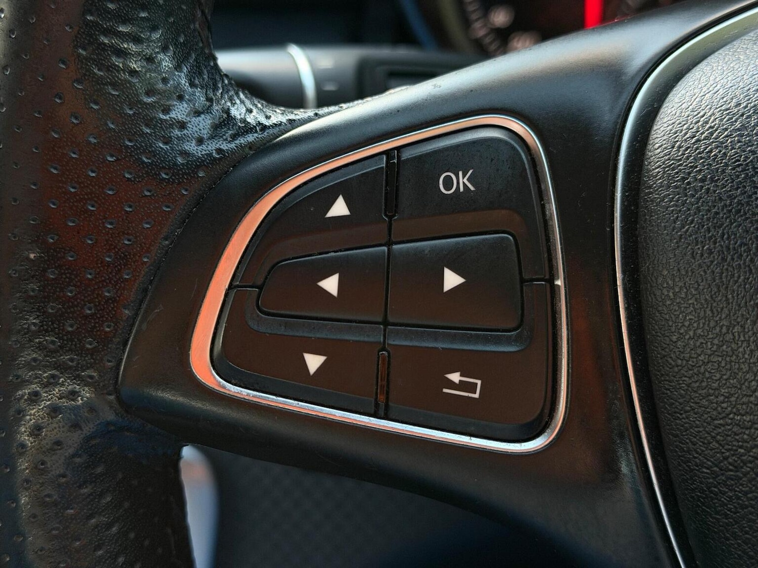 Used Mercedes-Benz A-Class 2018 for sale - 76397107: Photo 23