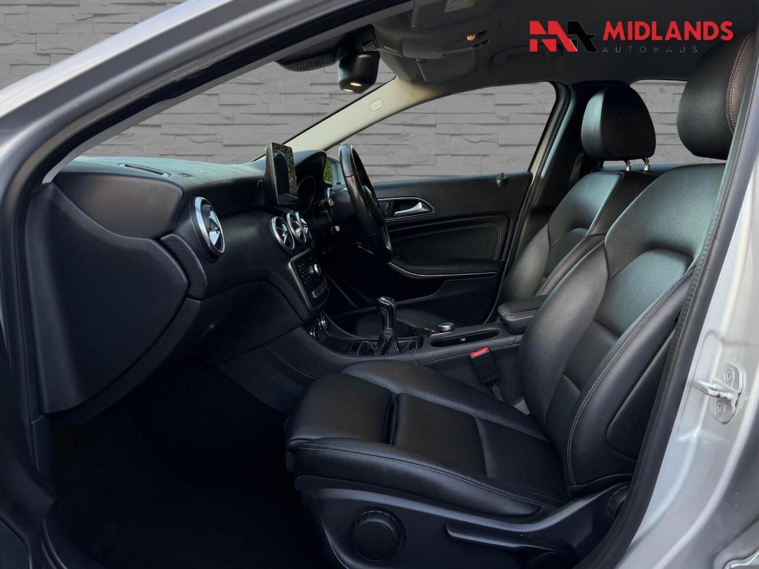 Used Mercedes-Benz A-Class 2018 for sale - 76397107: Photo 9