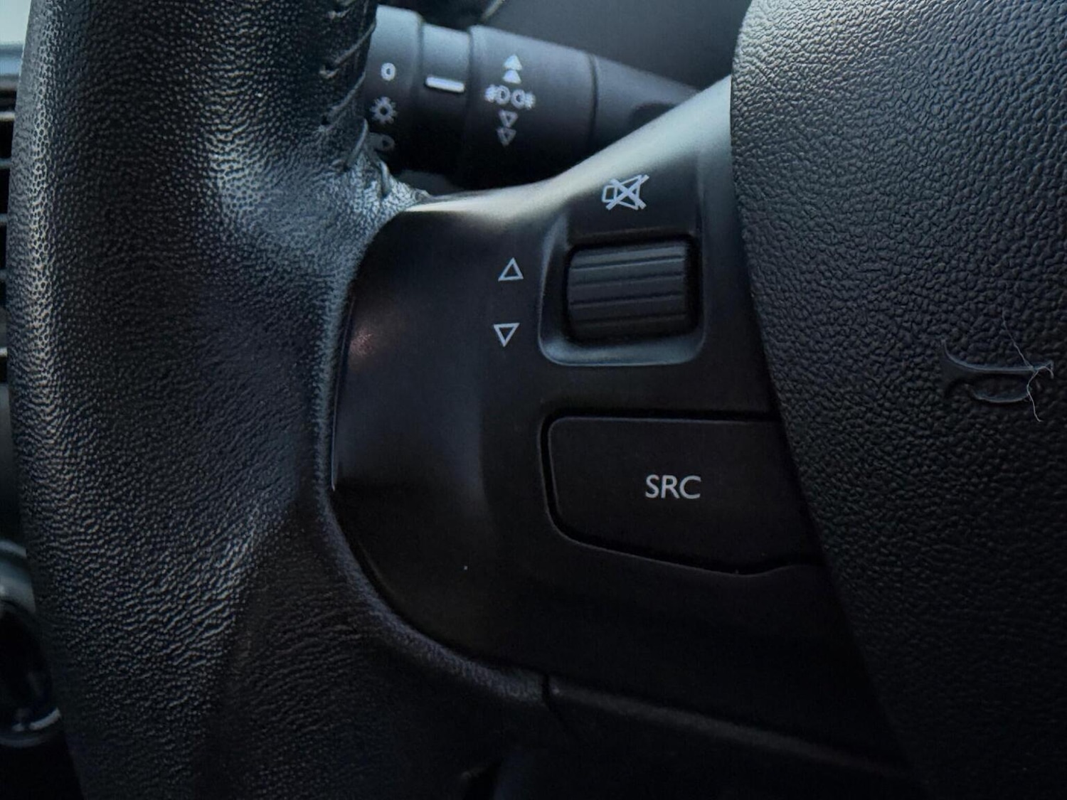 Used Peugeot 208 2015 for sale - 78018322: Photo 23