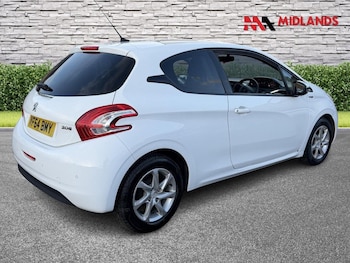 Used Peugeot 208 2015 for sale - 78018322: Photo