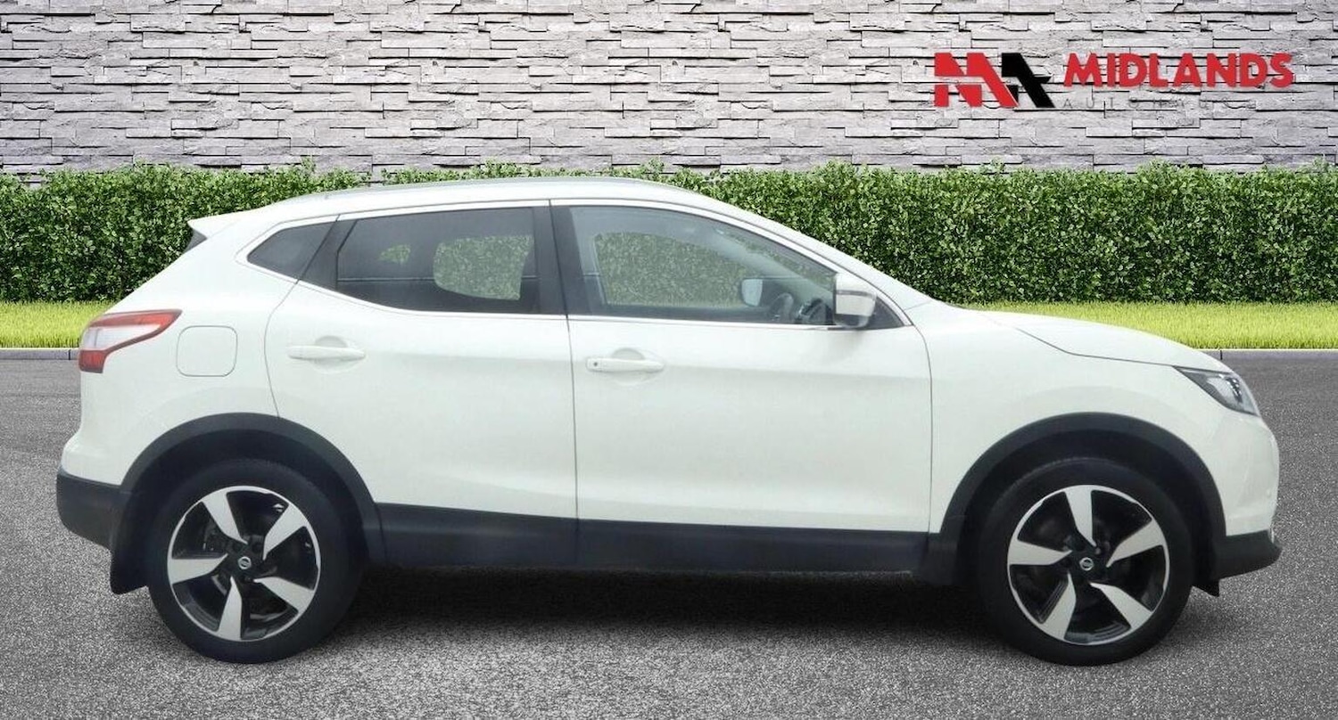 Used Nissan Qashqai 2017 for sale - 77225218: Photo 6