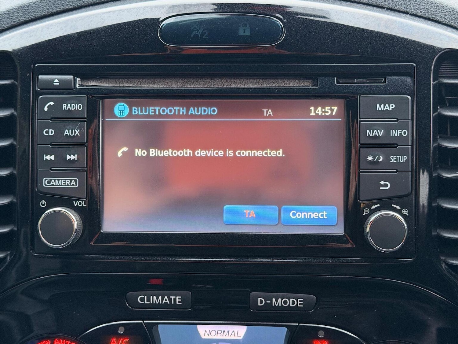 Used Nissan Juke 2014 for sale - 76863791: Photo 18