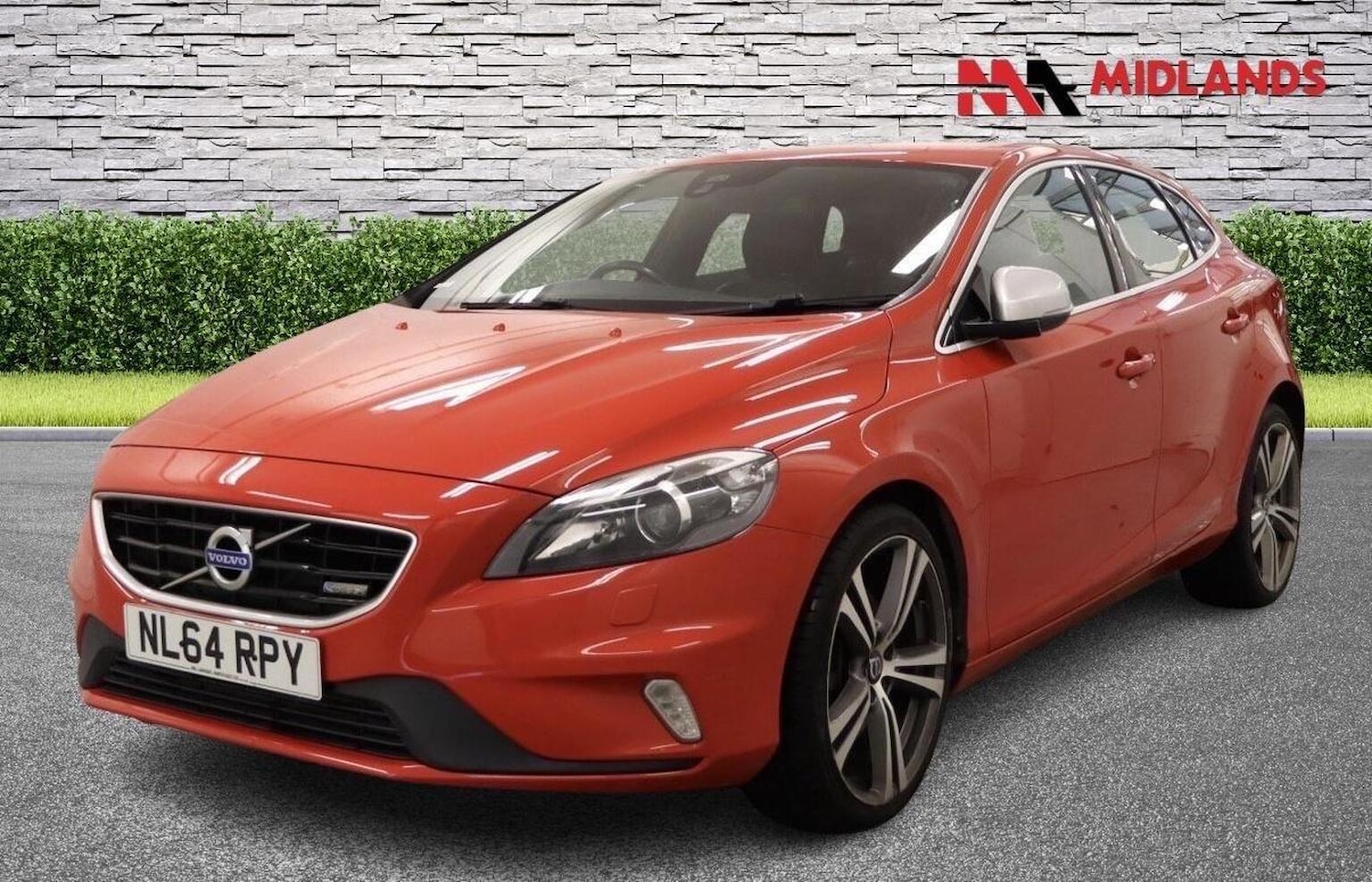 Used Volvo V40 2014 for sale - 76605897: Photo 3