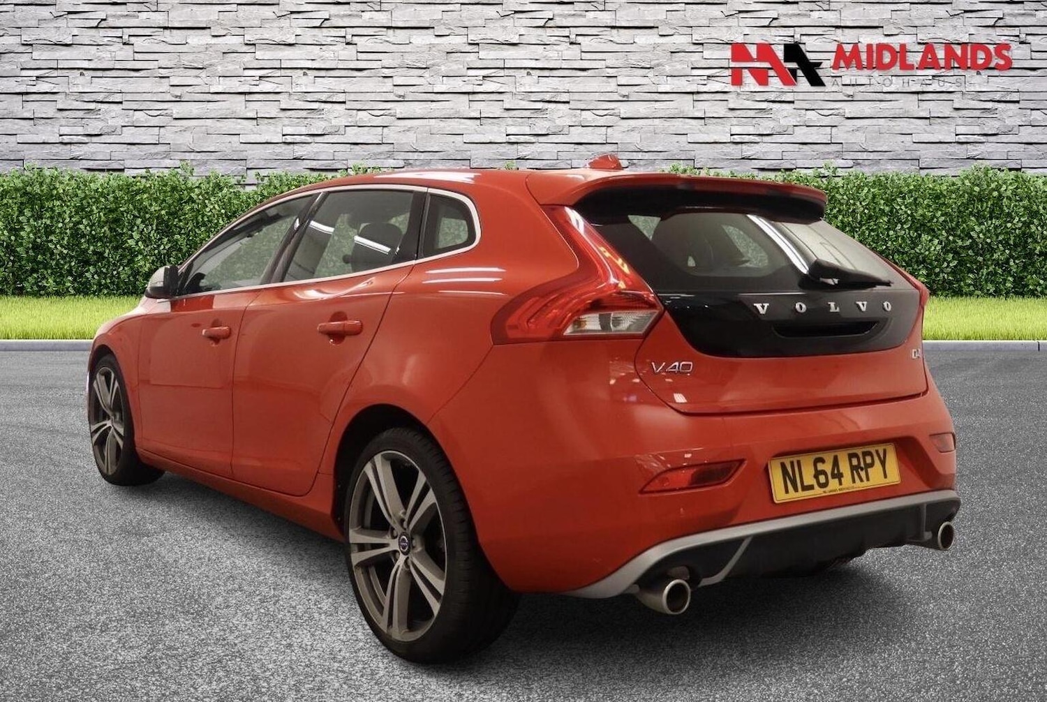 Used Volvo V40 2014 for sale - 76605897: Photo 4