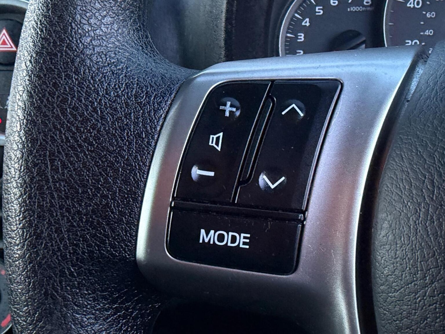 Used Toyota Yaris 2012 for sale - 77173138: Photo 17