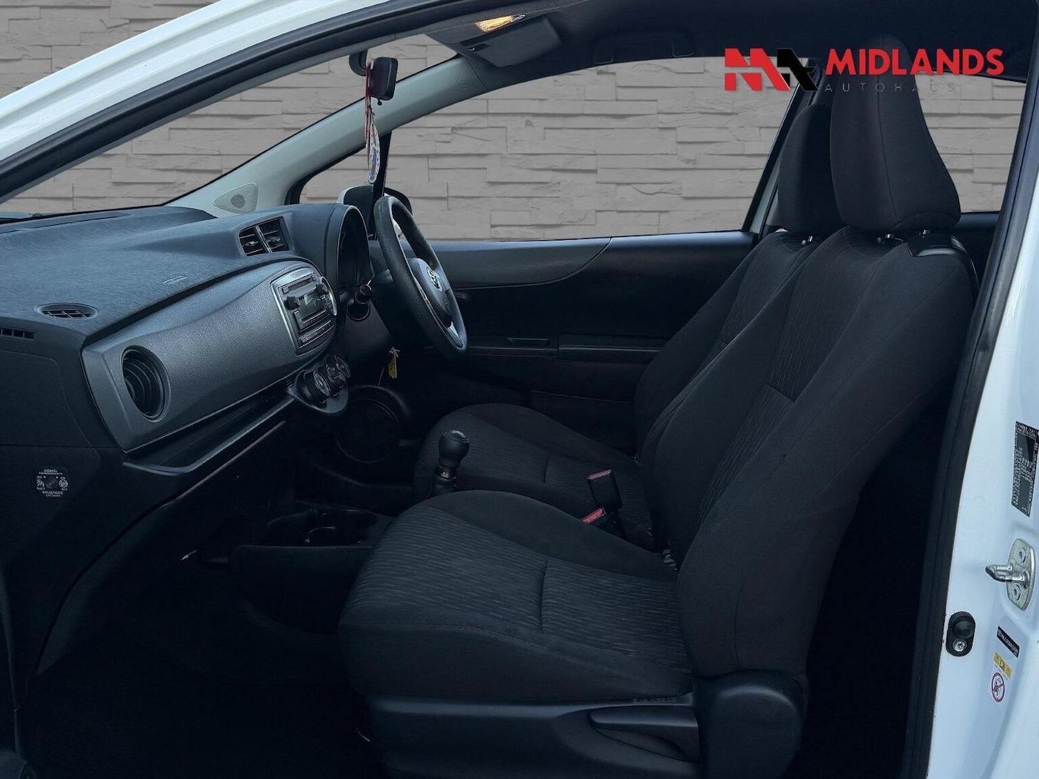 Used Toyota Yaris 2012 for sale - 77173138: Photo 9