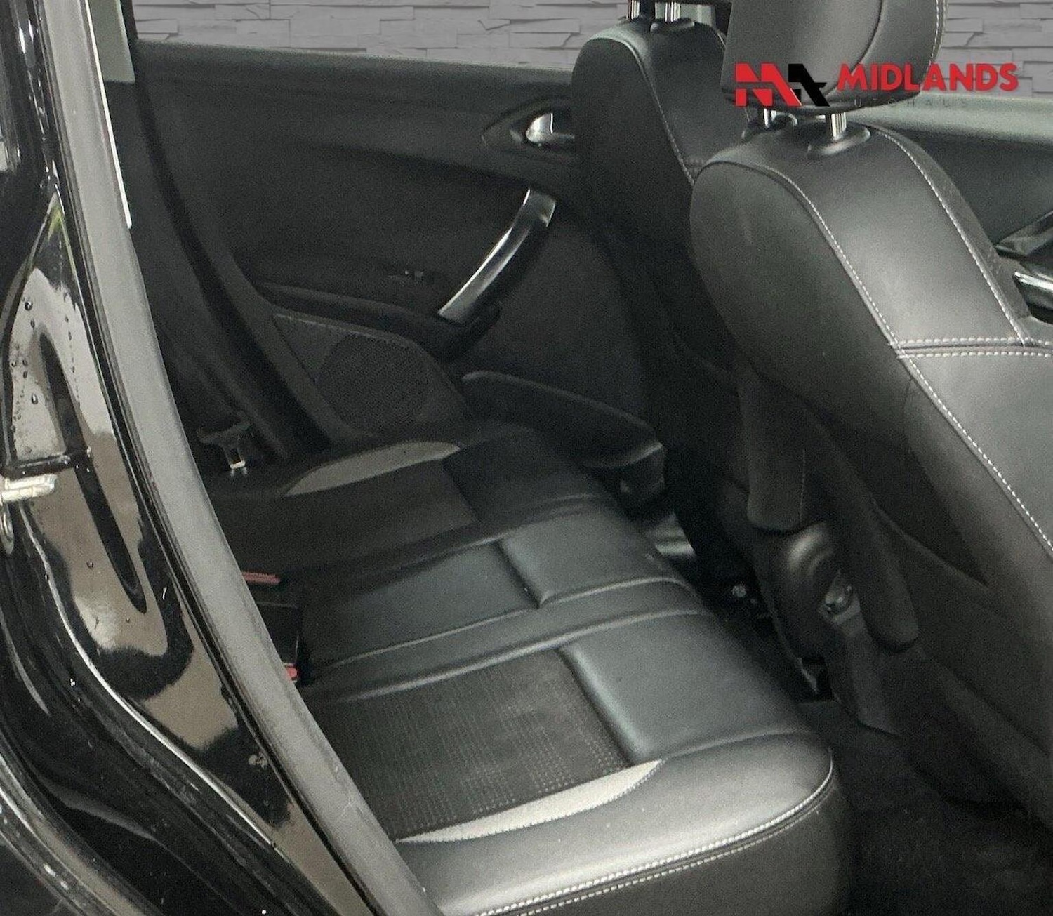 Used Peugeot 2008 2016 for sale - 77953942: Photo 9