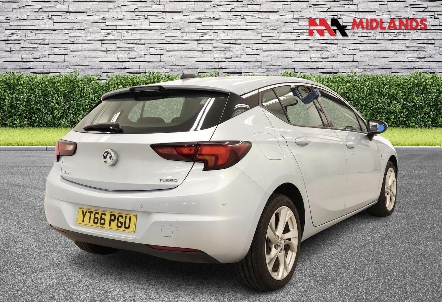 Used Vauxhall Astra 2016 for sale - 78070313: Photo 3