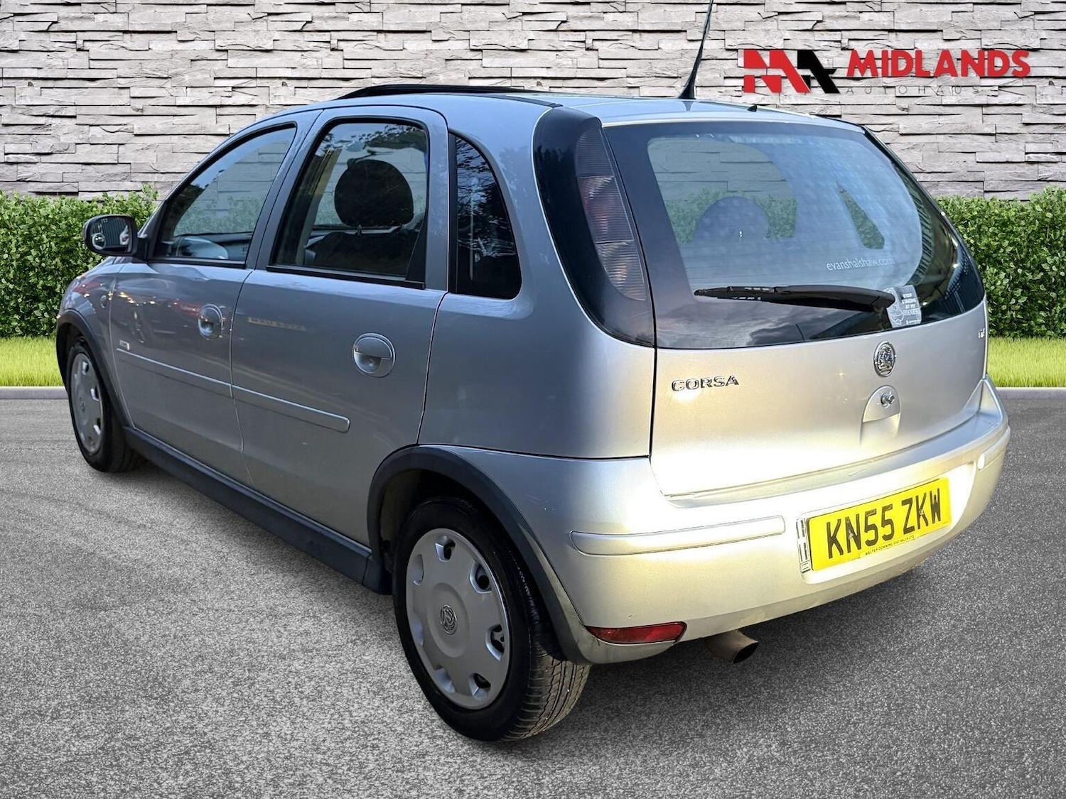 Used Vauxhall Corsa 2005 for sale - 77668572: Photo 6