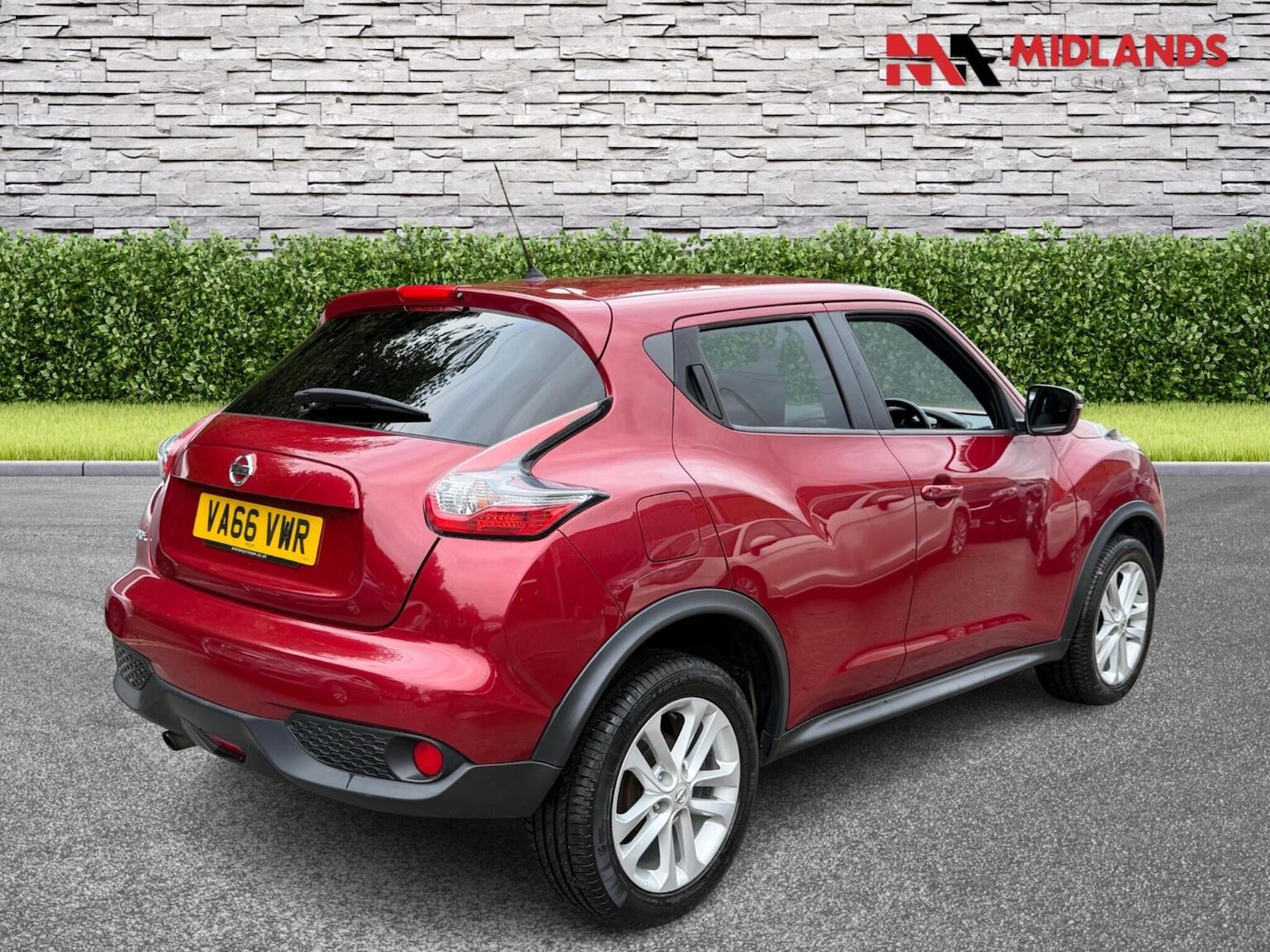 Used Nissan Juke 2017 for sale - 76369233: Photo 4