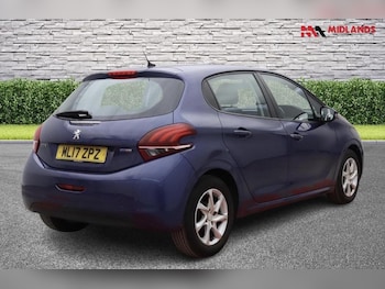 Used Peugeot 208 2017 for sale - 78402611: Photo