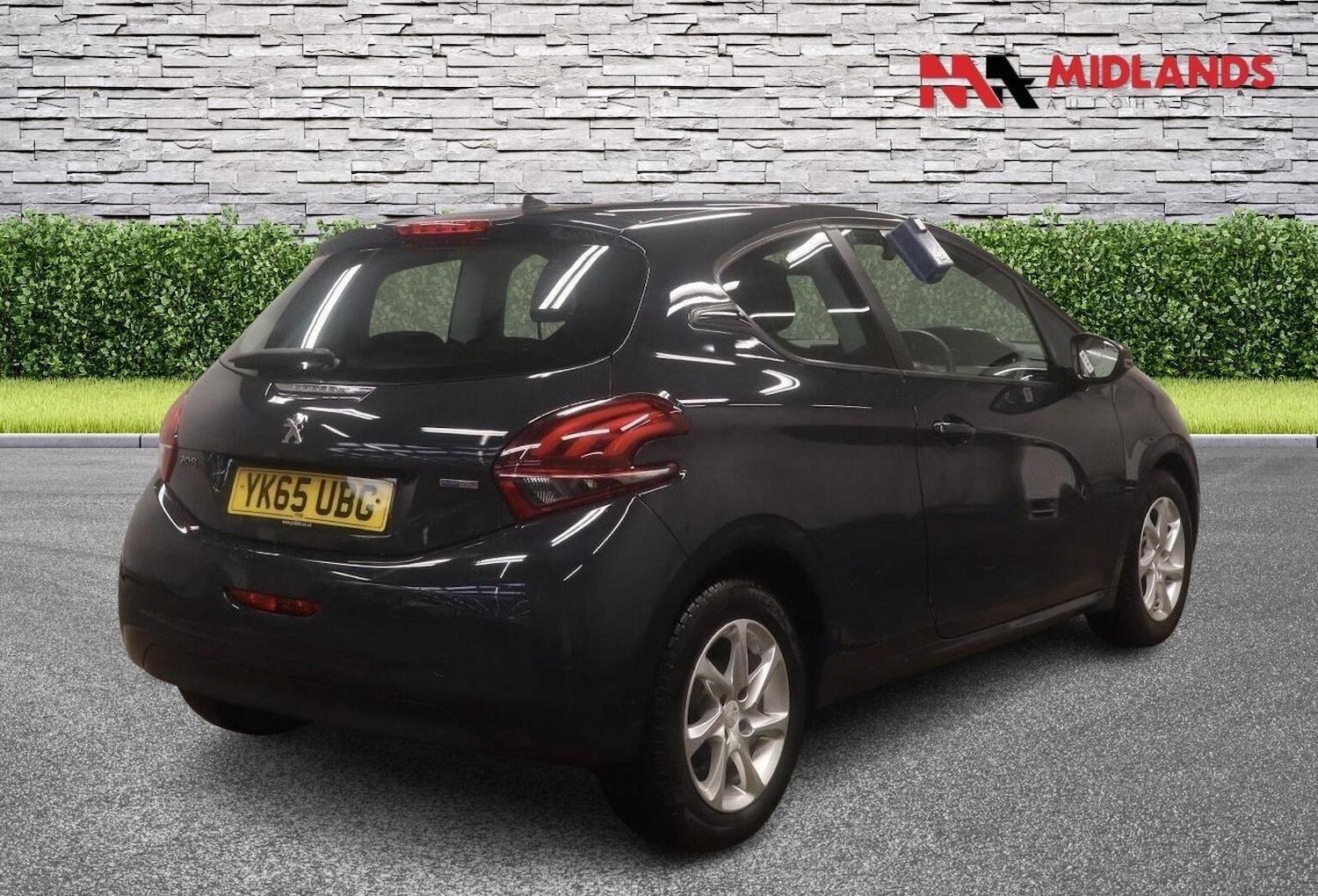 Used Peugeot 208 2015 for sale - 77572837: Photo 3