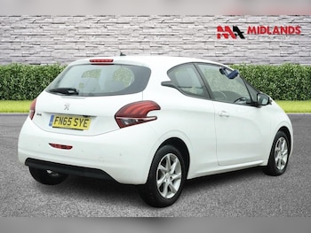 Used Peugeot 208 2015 for sale - 78289690: Photo