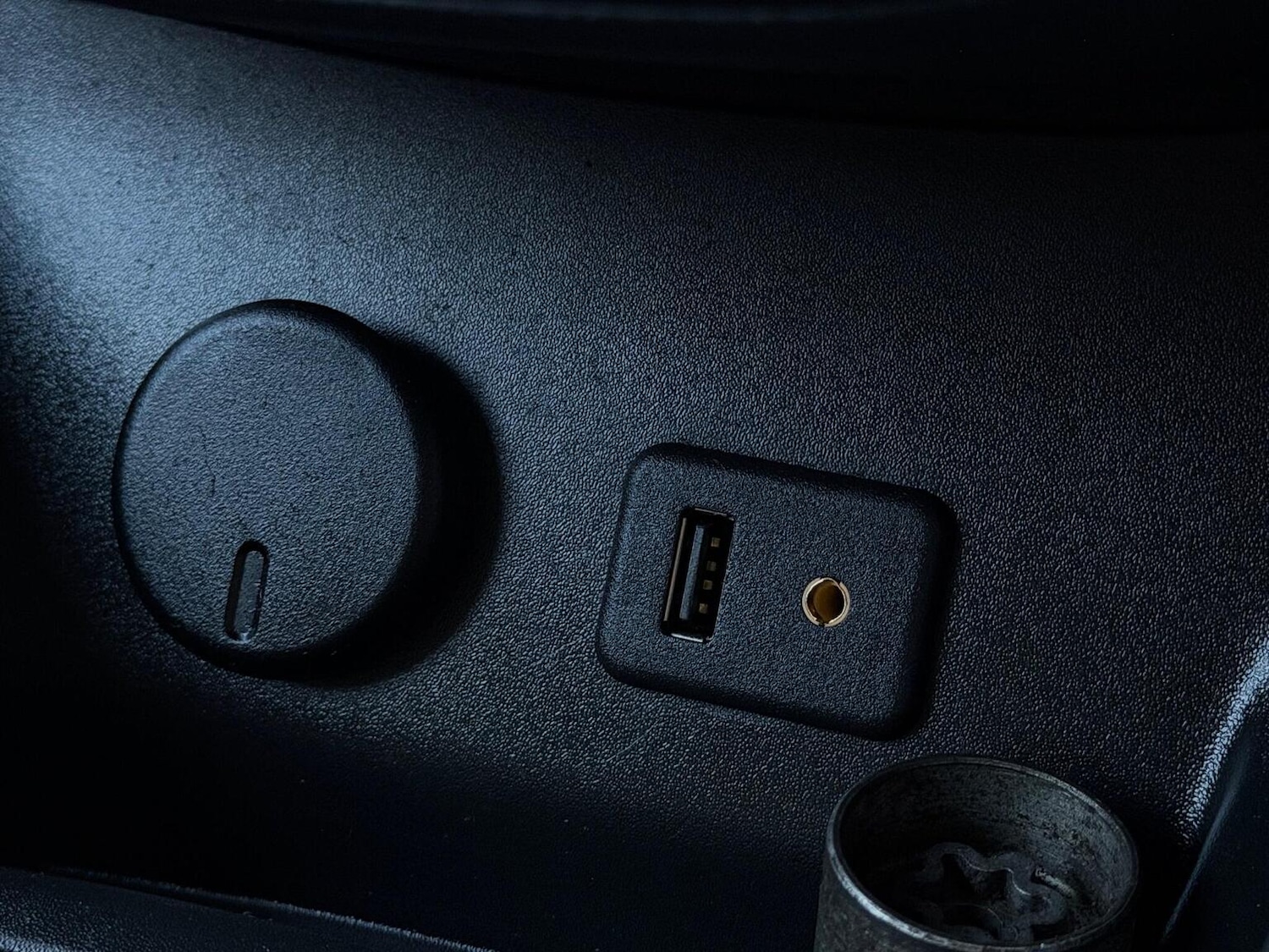 Used Vauxhall Corsa 2016 for sale - 76863840: Photo 17