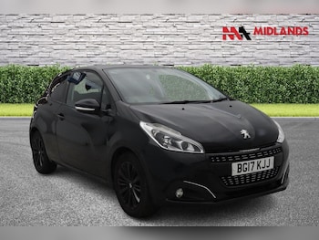 Used Peugeot 208 2017 for sale - 77822319: Photo