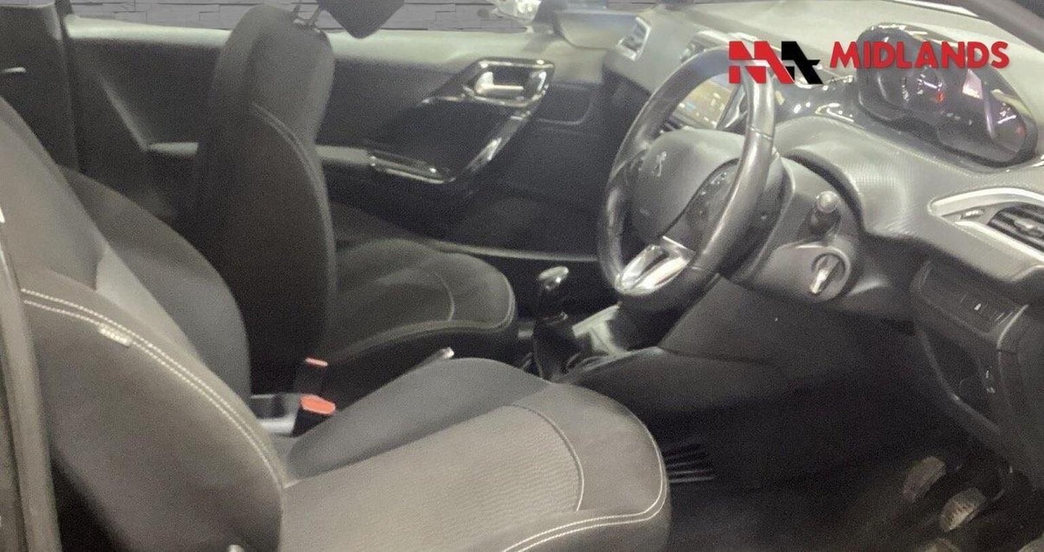 Used Peugeot 208 2017 for sale - 77822319: Photo 8