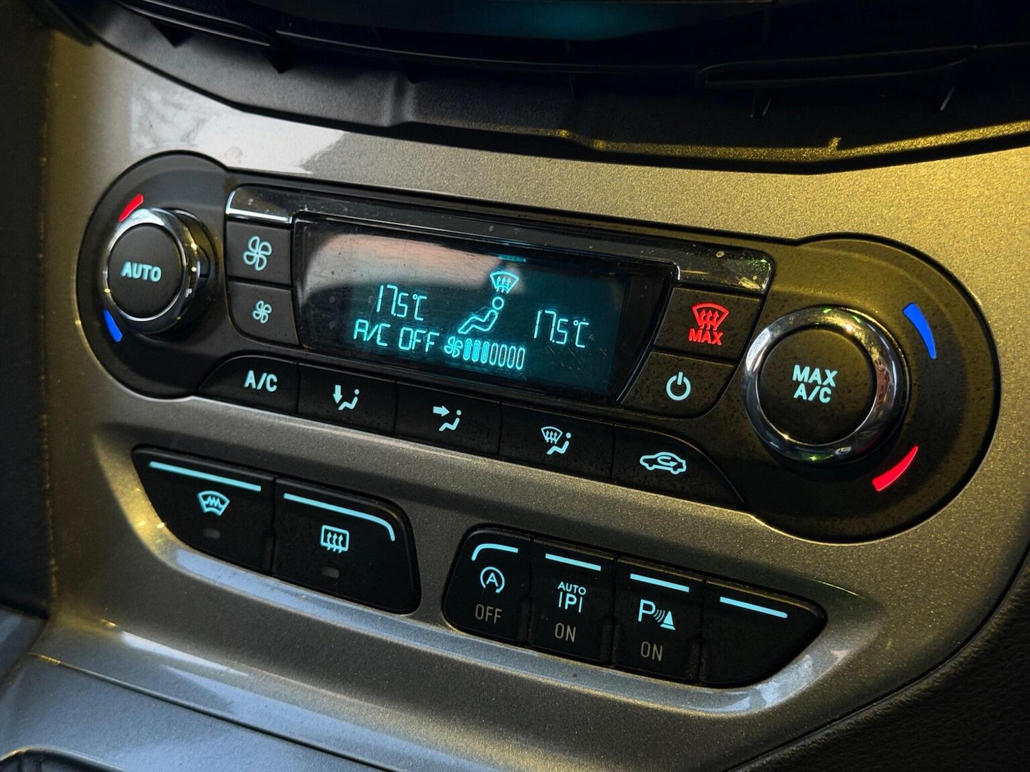 Used Ford Focus 2012 for sale - 77668567: Photo 18