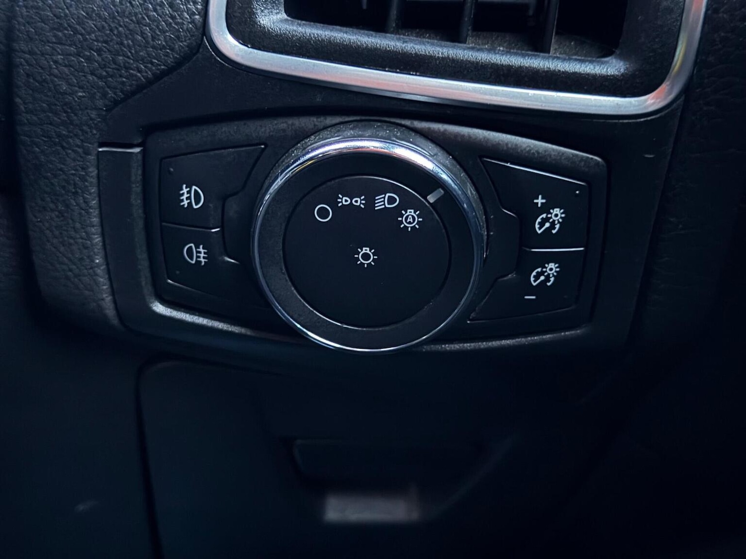 Used Ford Focus 2012 for sale - 77668567: Photo 24