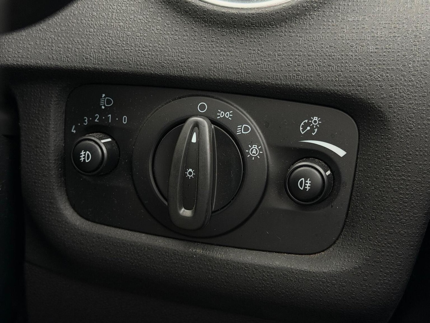 Used Ford Fiesta 2015 for sale - 76387337: Photo 22