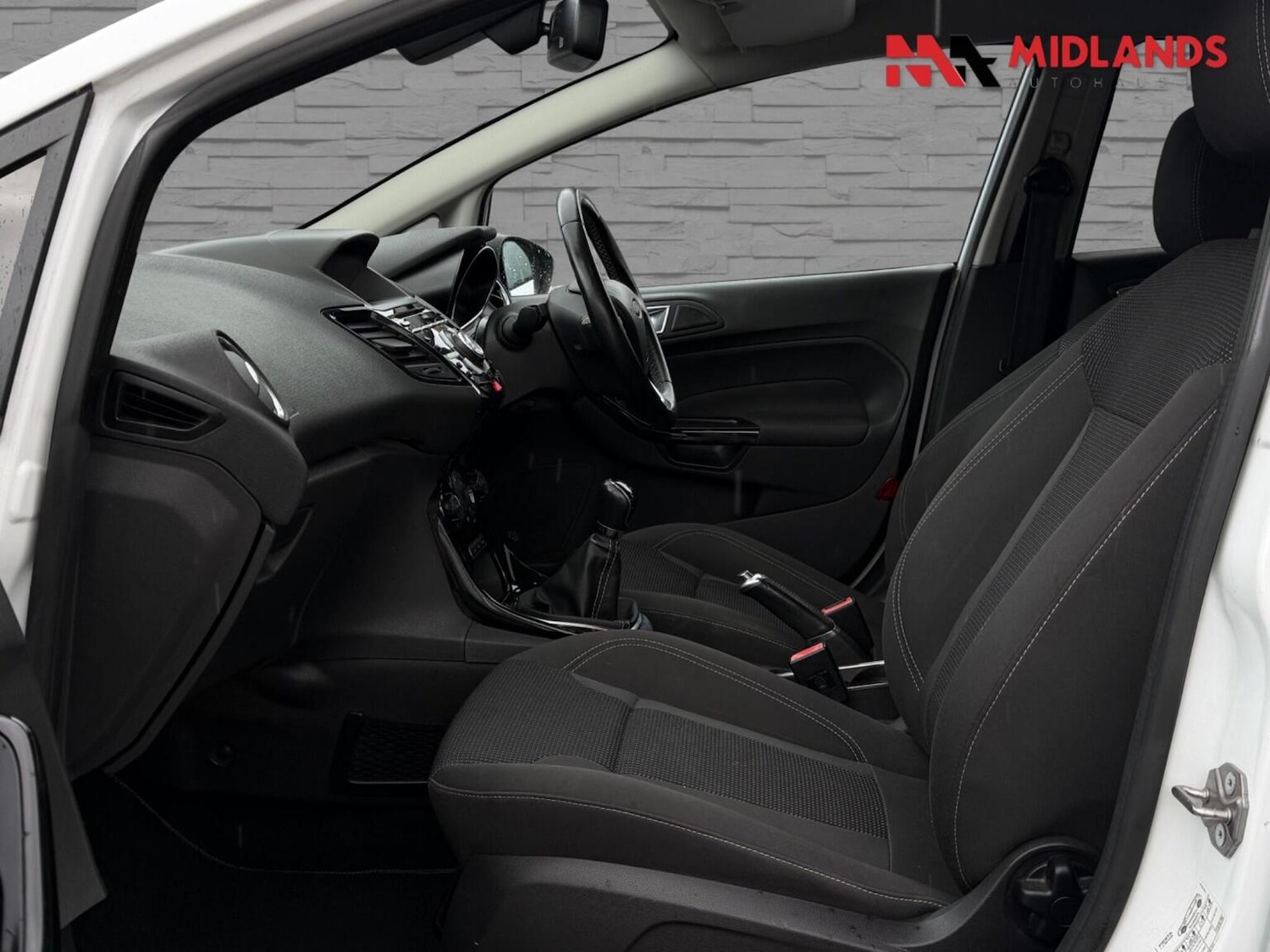 Used Ford Fiesta 2015 for sale - 76387337: Photo 9