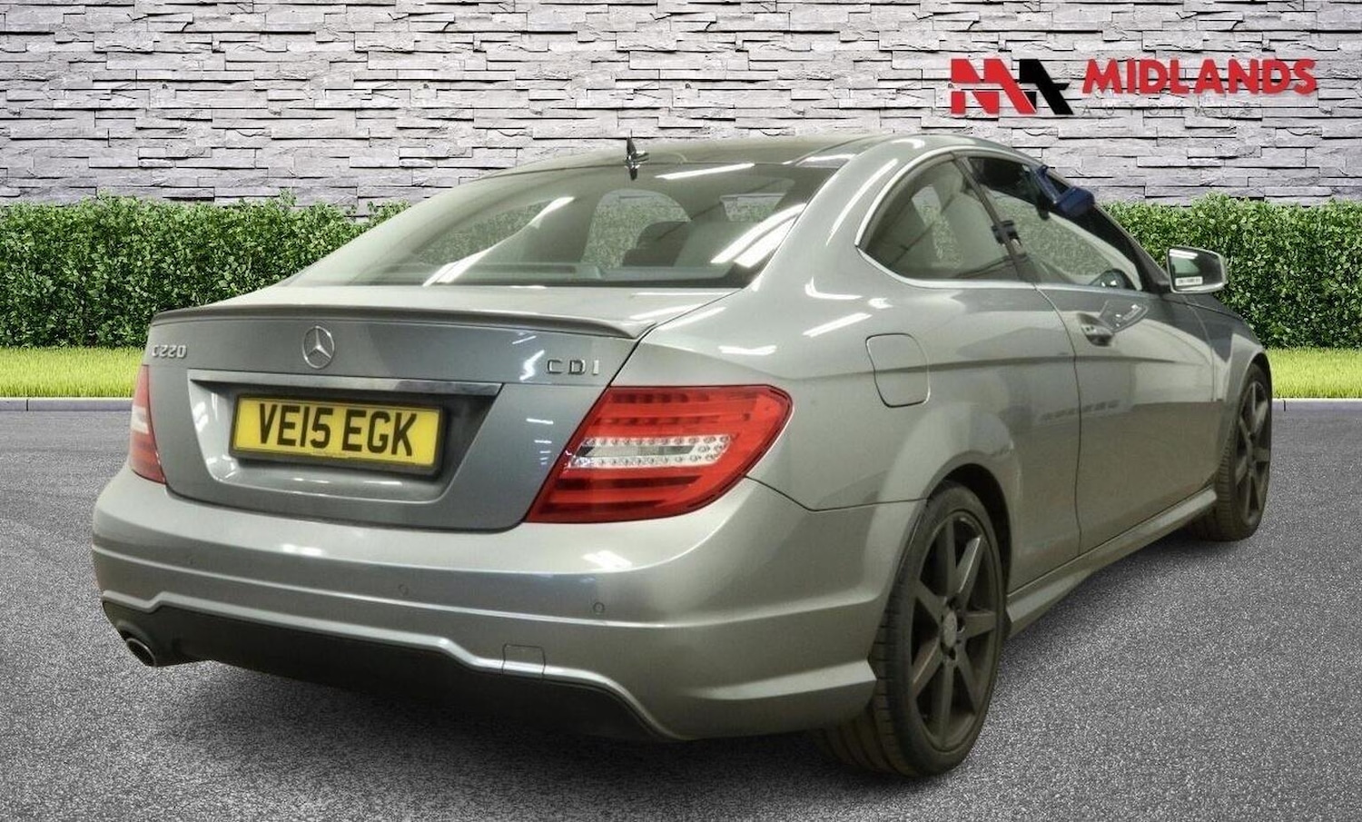 Used Mercedes-Benz C Class 2015 for sale - 77643743: Photo 4