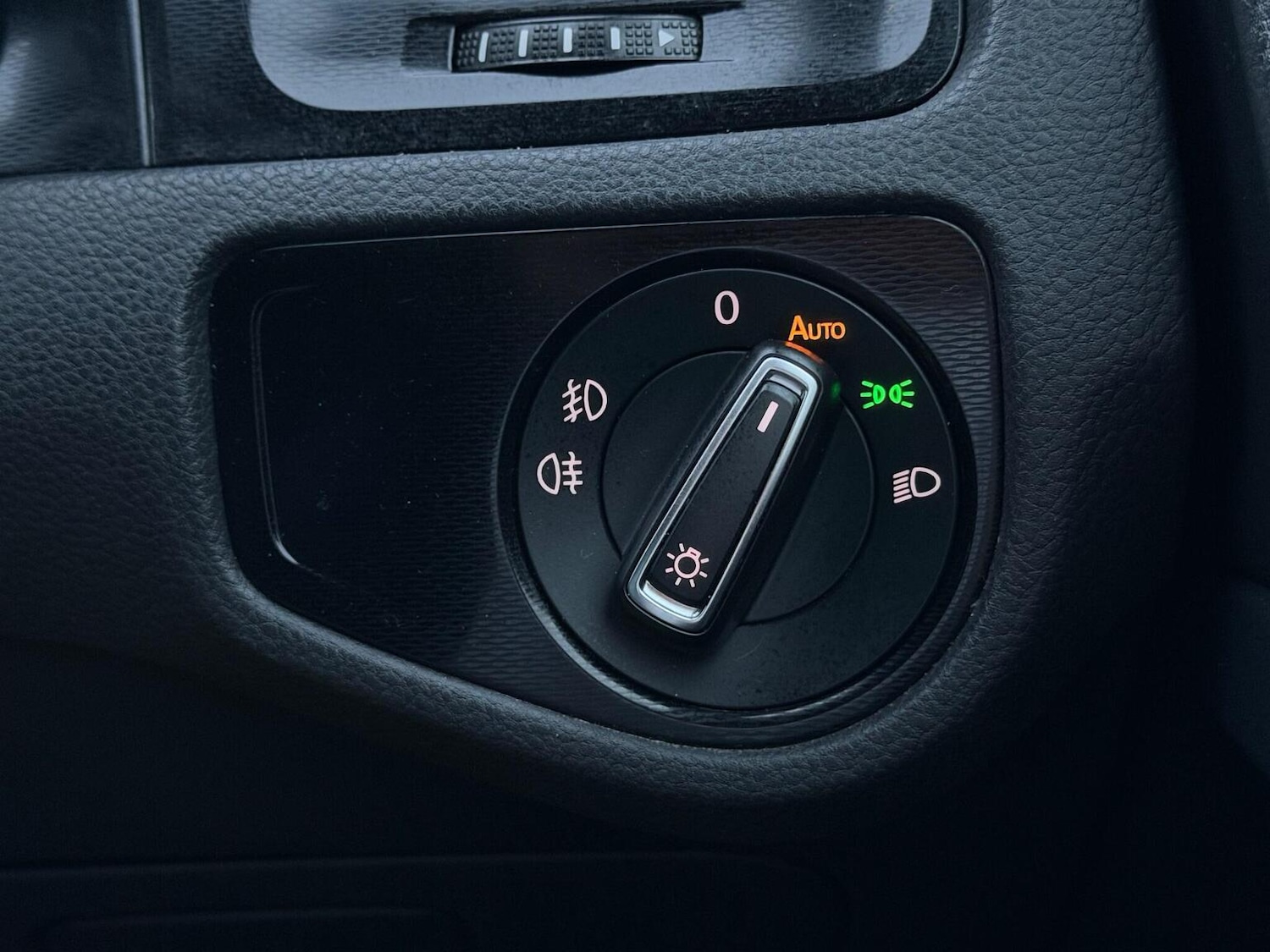 Used Volkswagen Golf 2014 for sale - 76471214: Photo 29