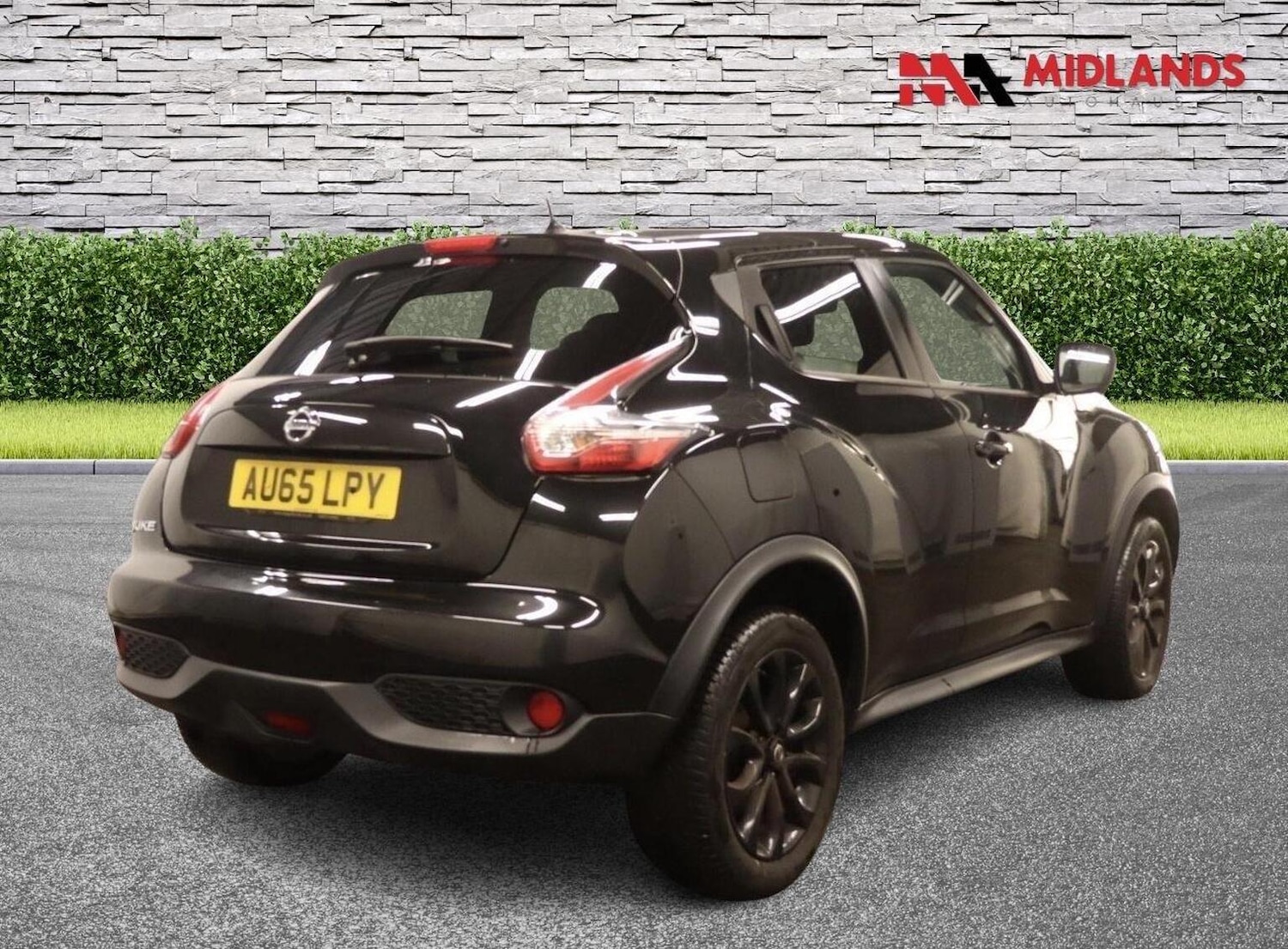 Used Nissan Juke 2015 for sale - 77289131: Photo 4