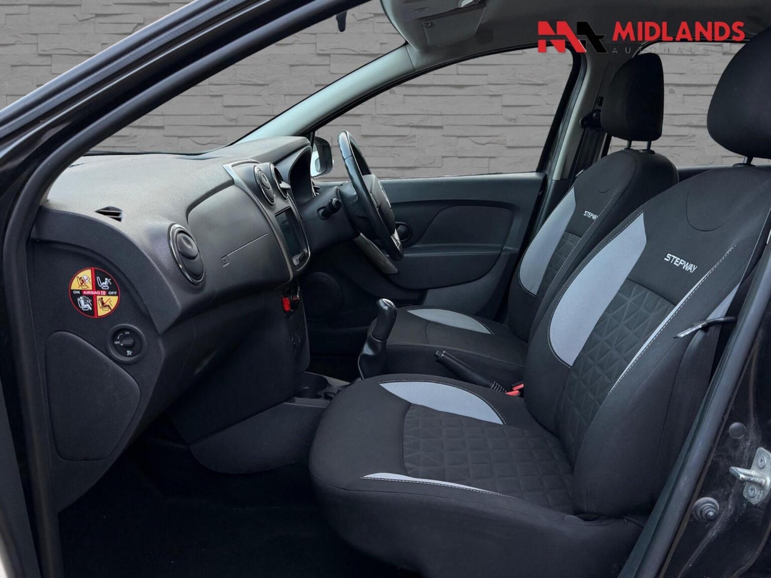 Used Dacia Sandero Stepway 2014 for sale - 76387293: Photo 9