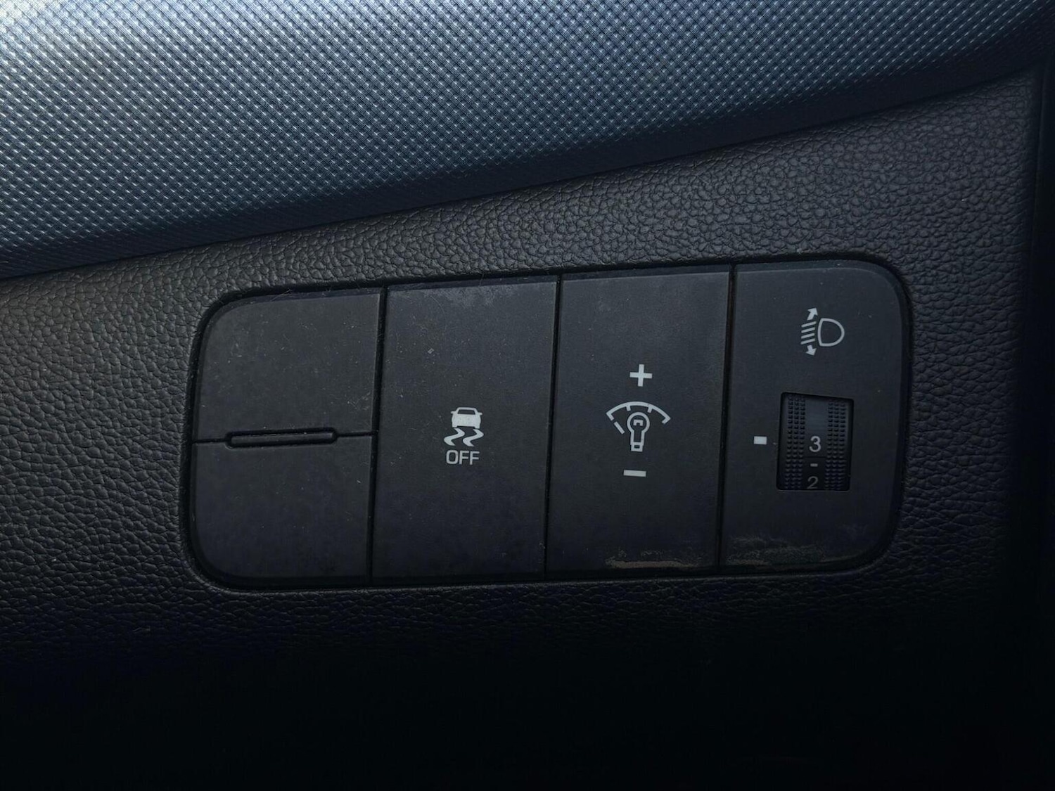 Used Hyundai i10 2014 for sale - 77997292: Photo 20