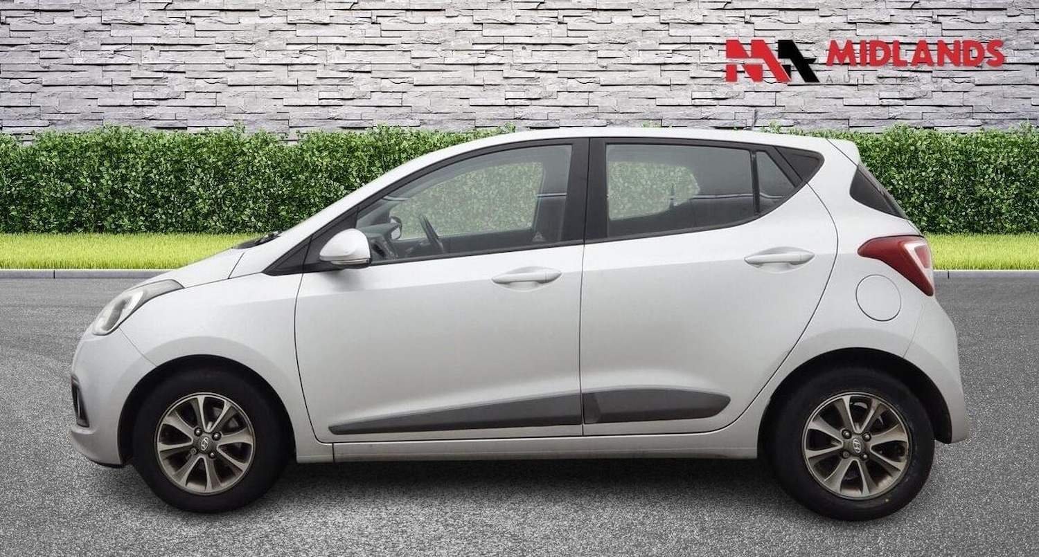 Used Hyundai i10 2014 for sale - 77997292: Photo 4