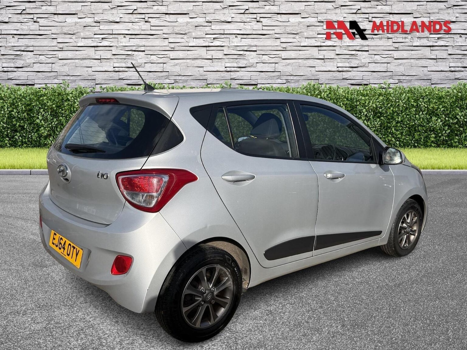Used Hyundai i10 2014 for sale - 77997292: Photo 5