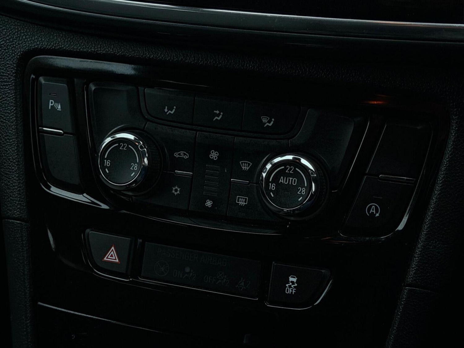 Used Vauxhall Mokka X 2018 for sale - 77668549: Photo 20