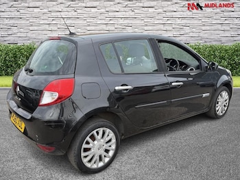 Used Renault Clio 2010 for sale - 78474977: Photo