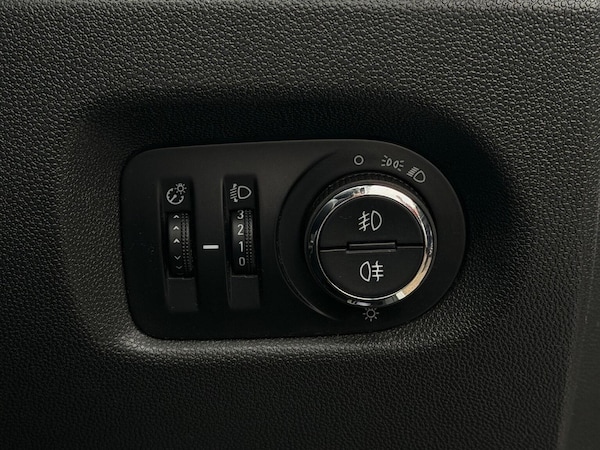 Used Vauxhall Corsa 2014 for sale - 76237125: Photo 22