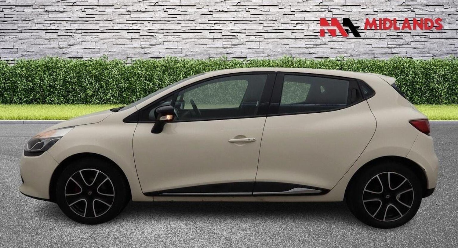 Used Renault Clio 2015 for sale - 77991760: Photo 5