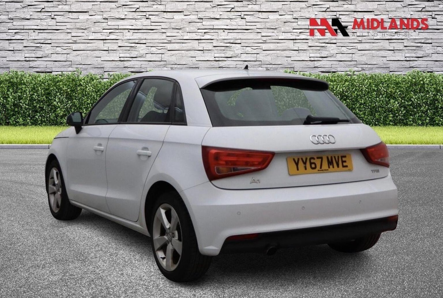 Used Audi A1 2017 for sale - 76605763: Photo 4