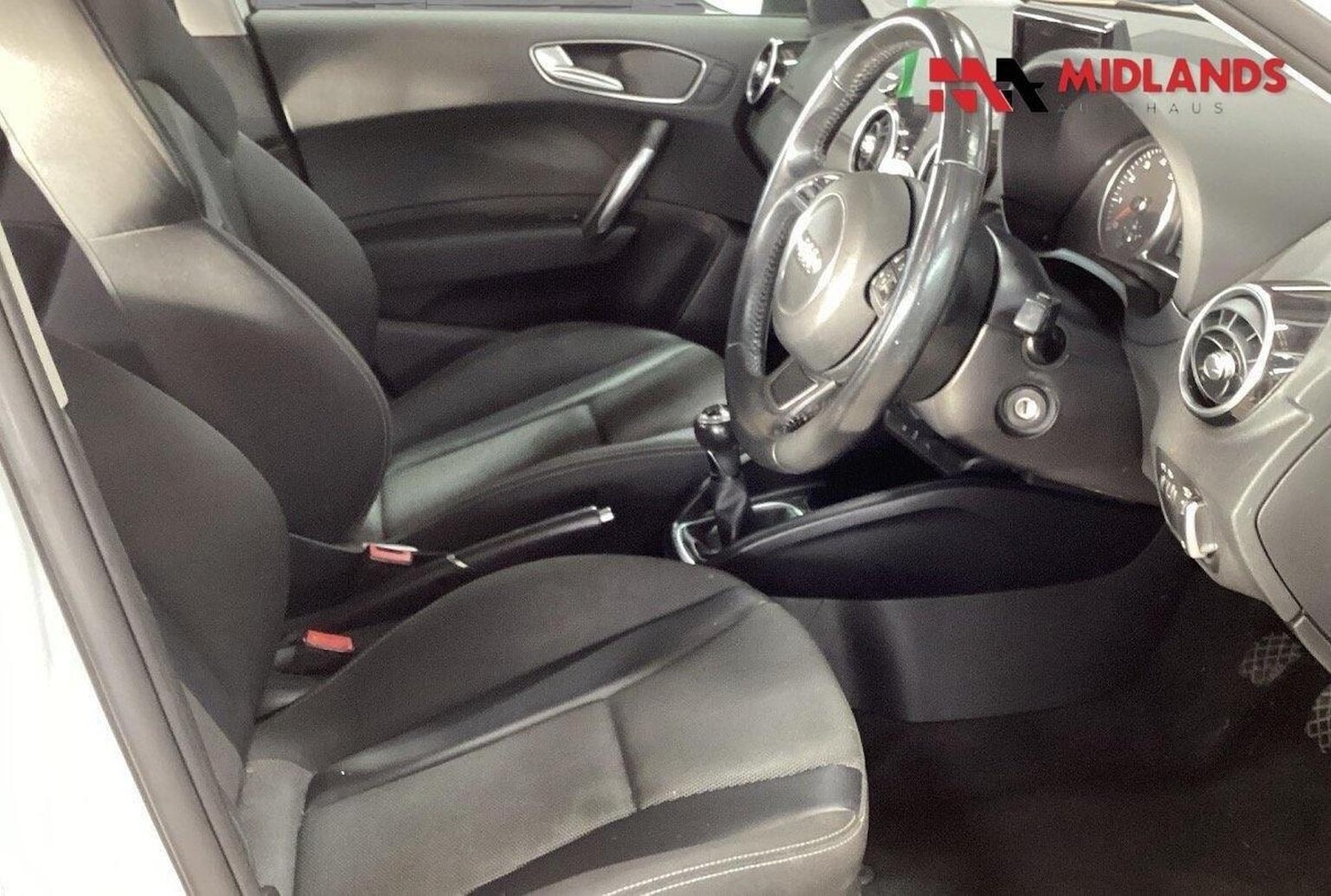 Used Audi A1 2017 for sale - 76605763: Photo 5