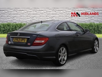 Used Mercedes-Benz C Class 2013 for sale - 76471183: Photo