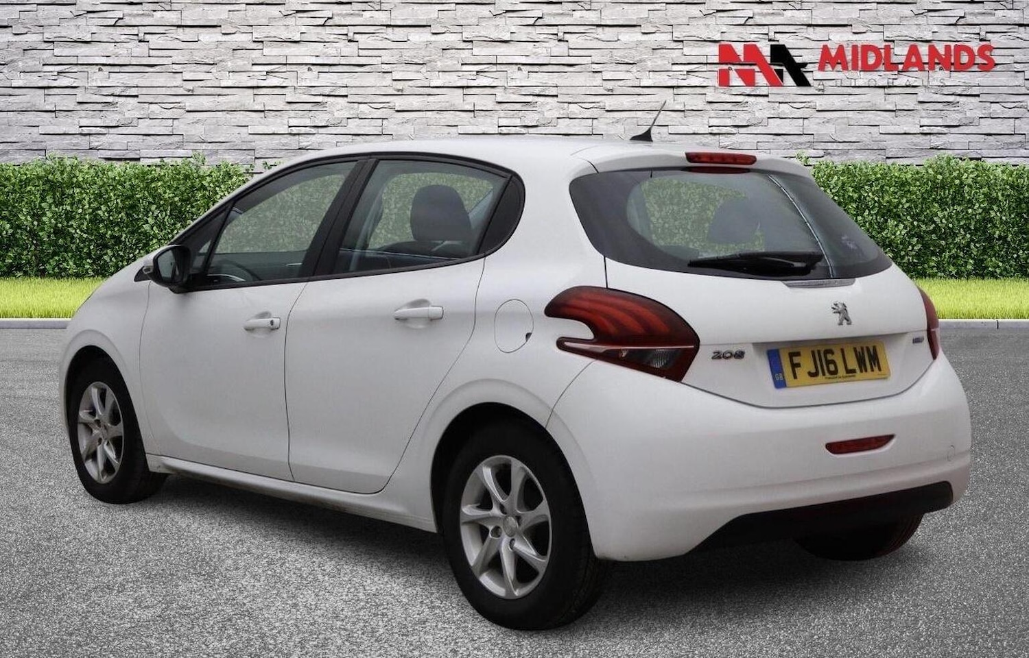 Used Peugeot 208 2017 for sale - 78098222: Photo 4
