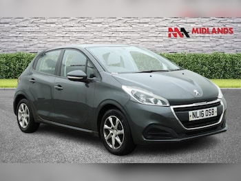 Used Peugeot 208 2016 for sale - 77656307: Photo