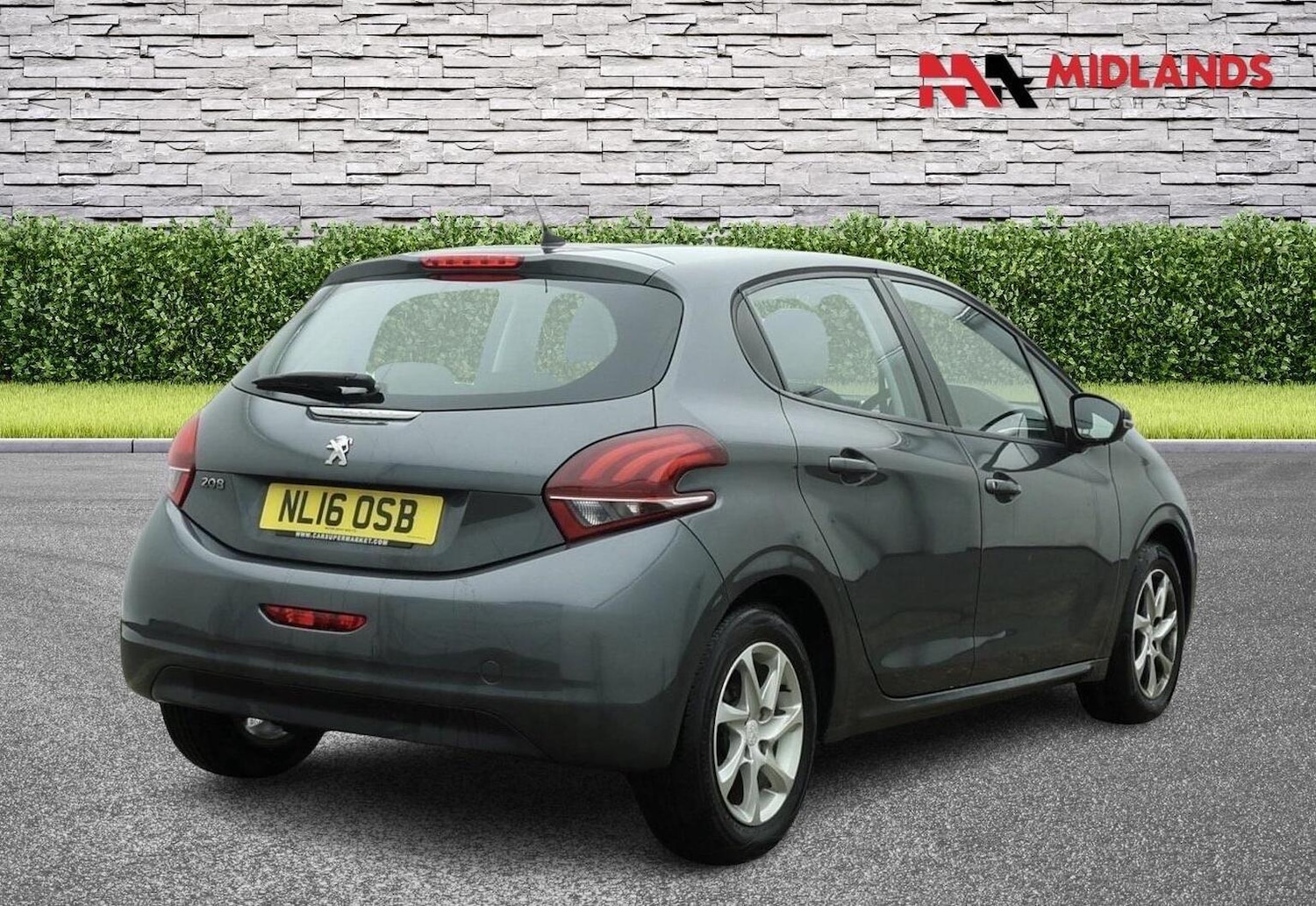 Used Peugeot 208 2016 for sale - 77656307: Photo 4