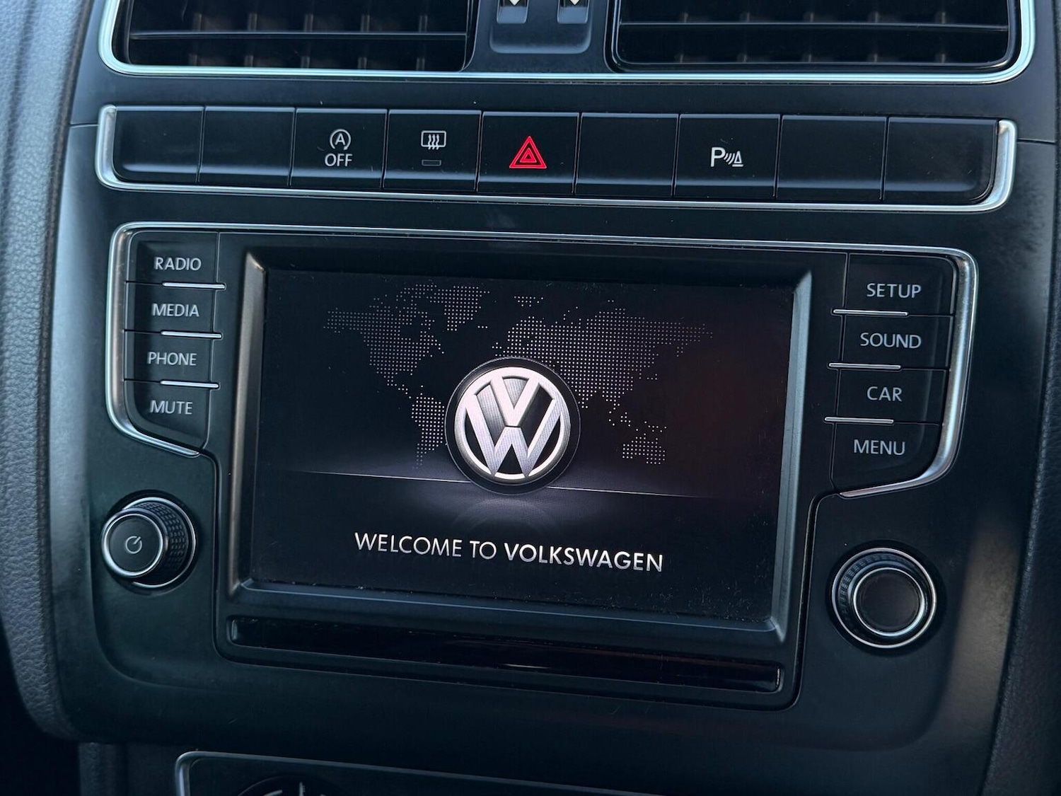 Used Volkswagen Polo 2016 for sale - 76571233: Photo 15