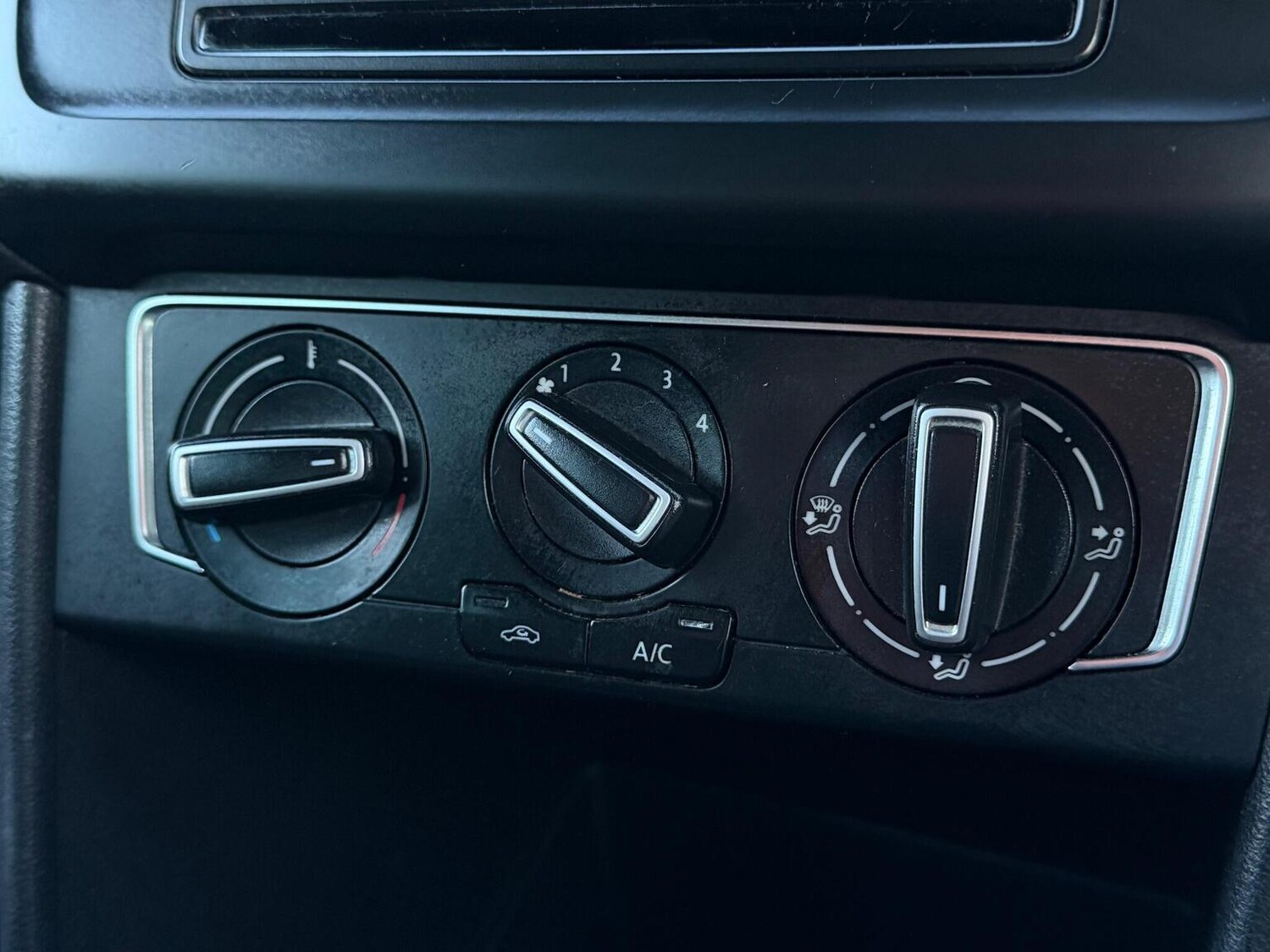 Used Volkswagen Polo 2016 for sale - 76571233: Photo 16