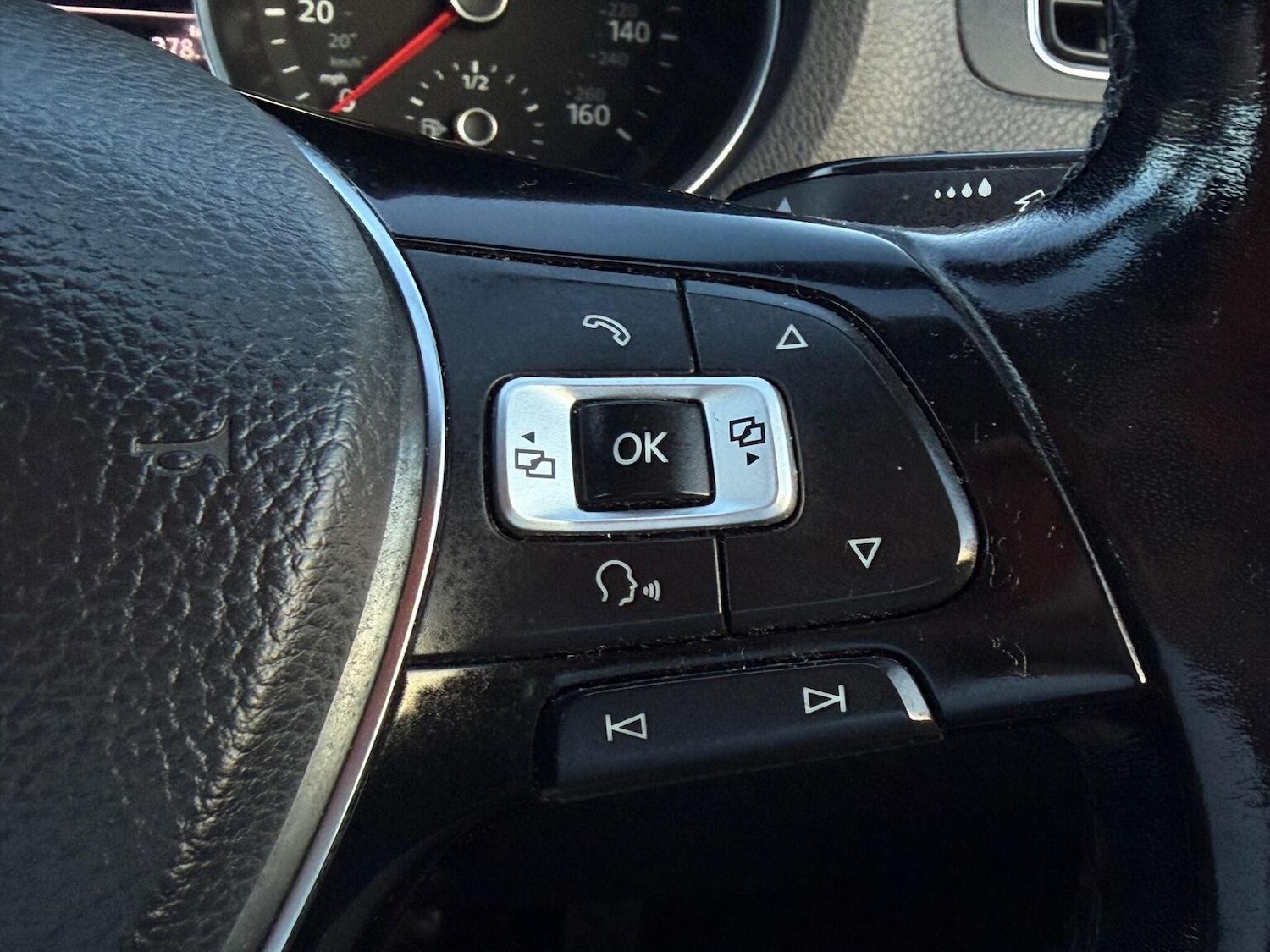 Used Volkswagen Polo 2016 for sale - 76571233: Photo 18